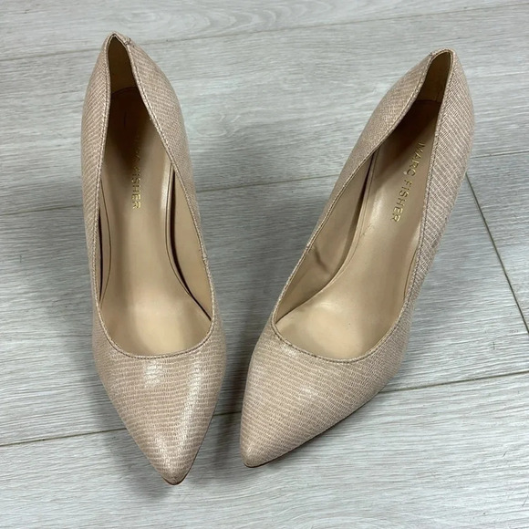 Marc Fisher Pointed Heels size 7 1/2 - Picture 11 of 11